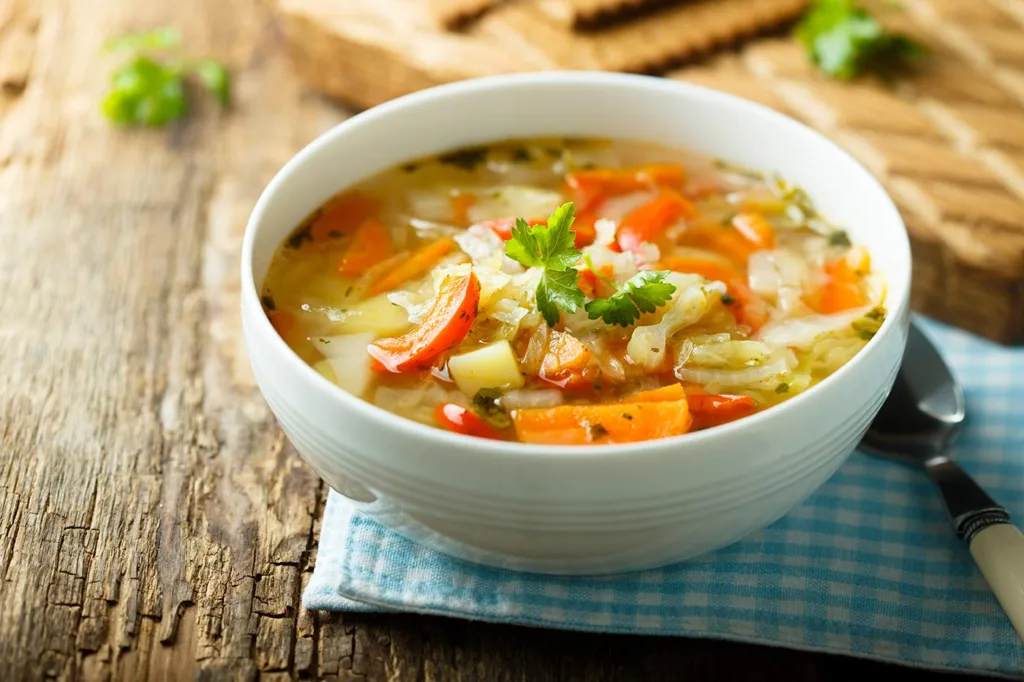Cabbage Soup For Weight Loss_feature_healthtoday