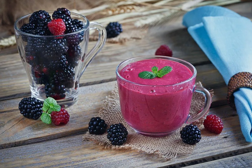 Mixed-berry-smoothie
