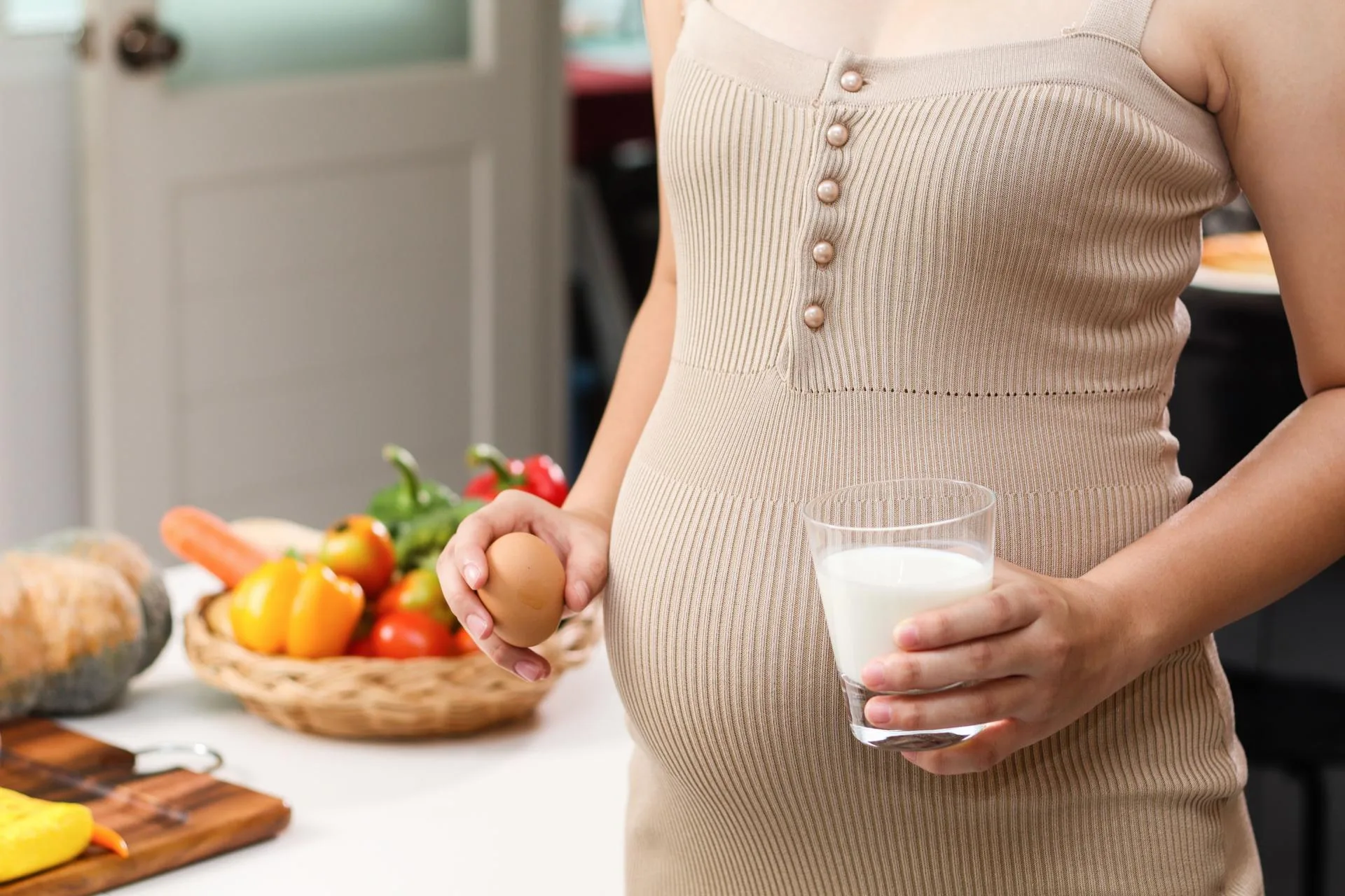 Pregnancy Diet: Expert Tips on Nutrition and Healthy Eating