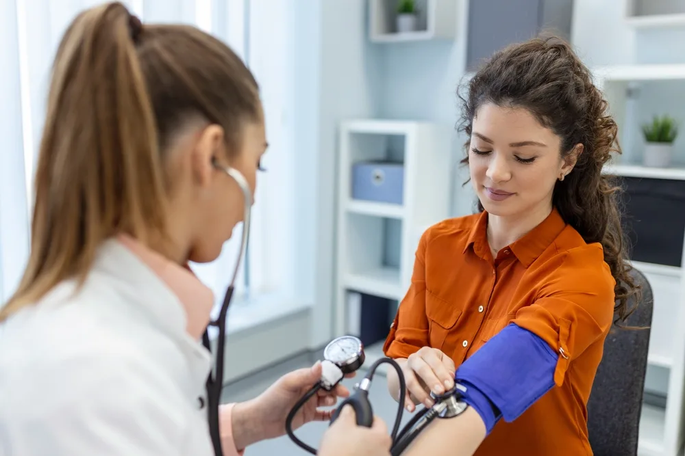 Can high blood sugar affect your blood pressure?