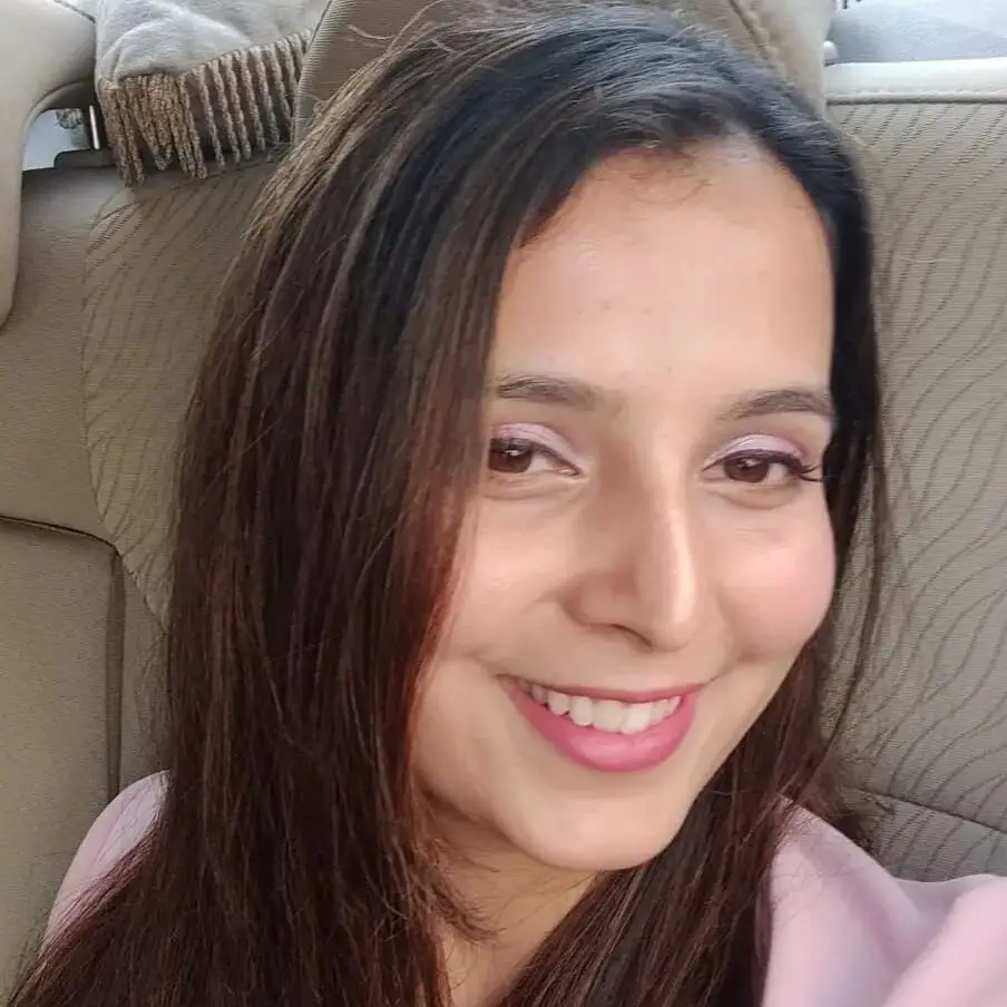 Dr. Ashna Acharya (PT)